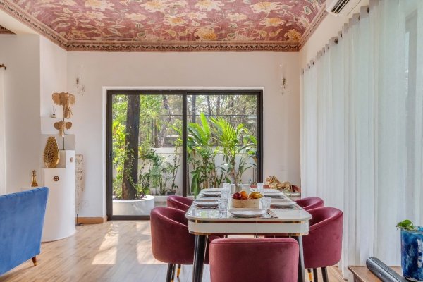 Image Title Goes Here